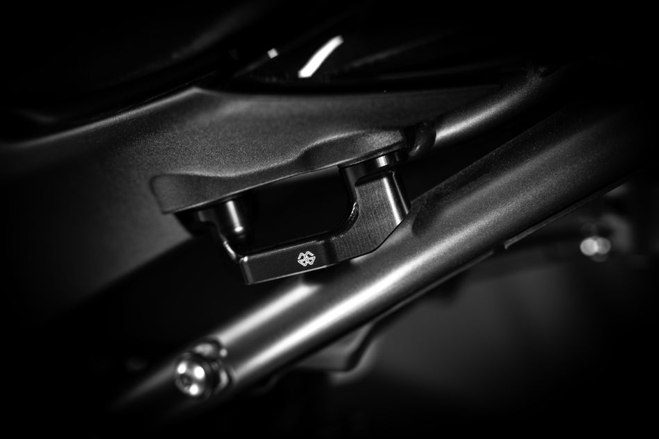 Gilles Tooling Passenger carrier cover kit black, PPC-11-KIT-B - 1 - Image